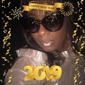 Meet your Posher, Dionne